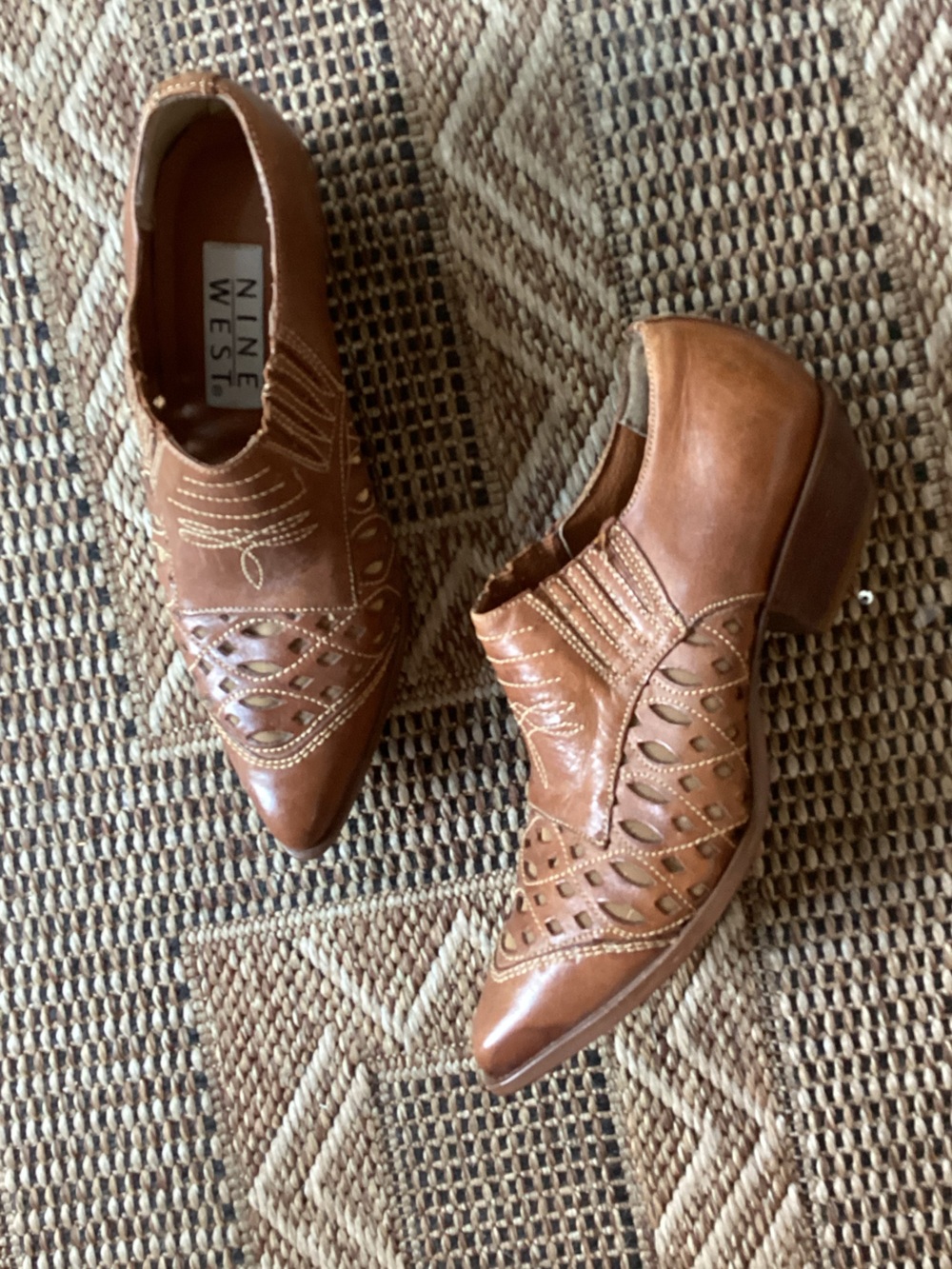 NINE WEST Vintage Leather Western Y2k Booties Brown Size 6M